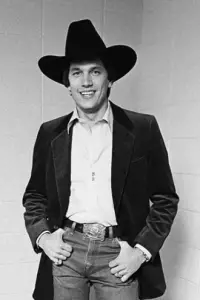 George Strait - It Ain’t Cool to Be Crazy About You