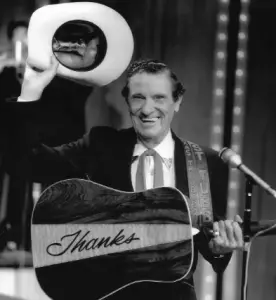 Ernest Tubb - There's No Room In My Heart (For The Blues)